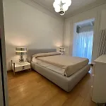 Sea View Design In Centre شقة *