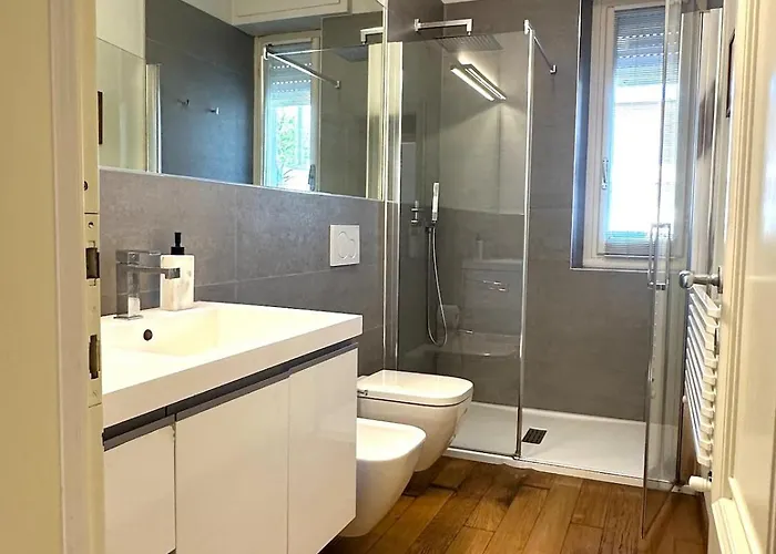 Sea View Design In Centre شقة فياريجيو